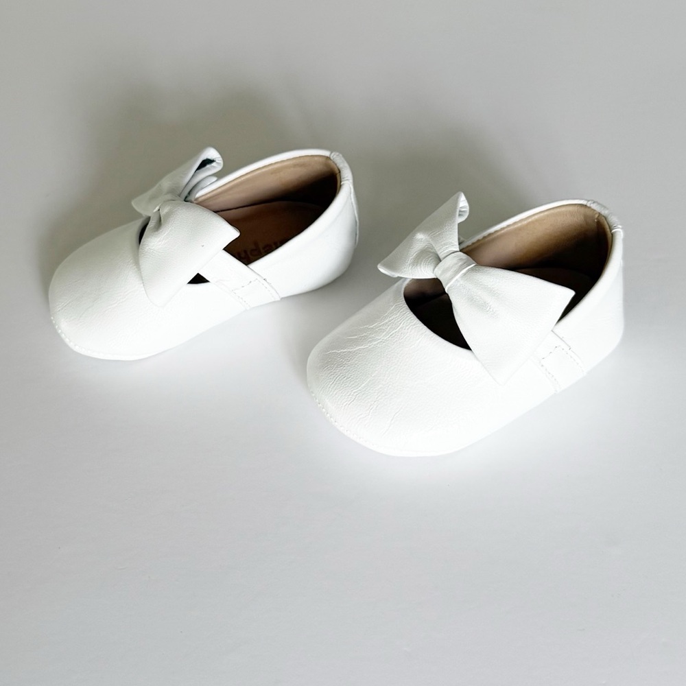 Elephantito Baby Ballerina Shoes with Bow - Picture 4 of 11